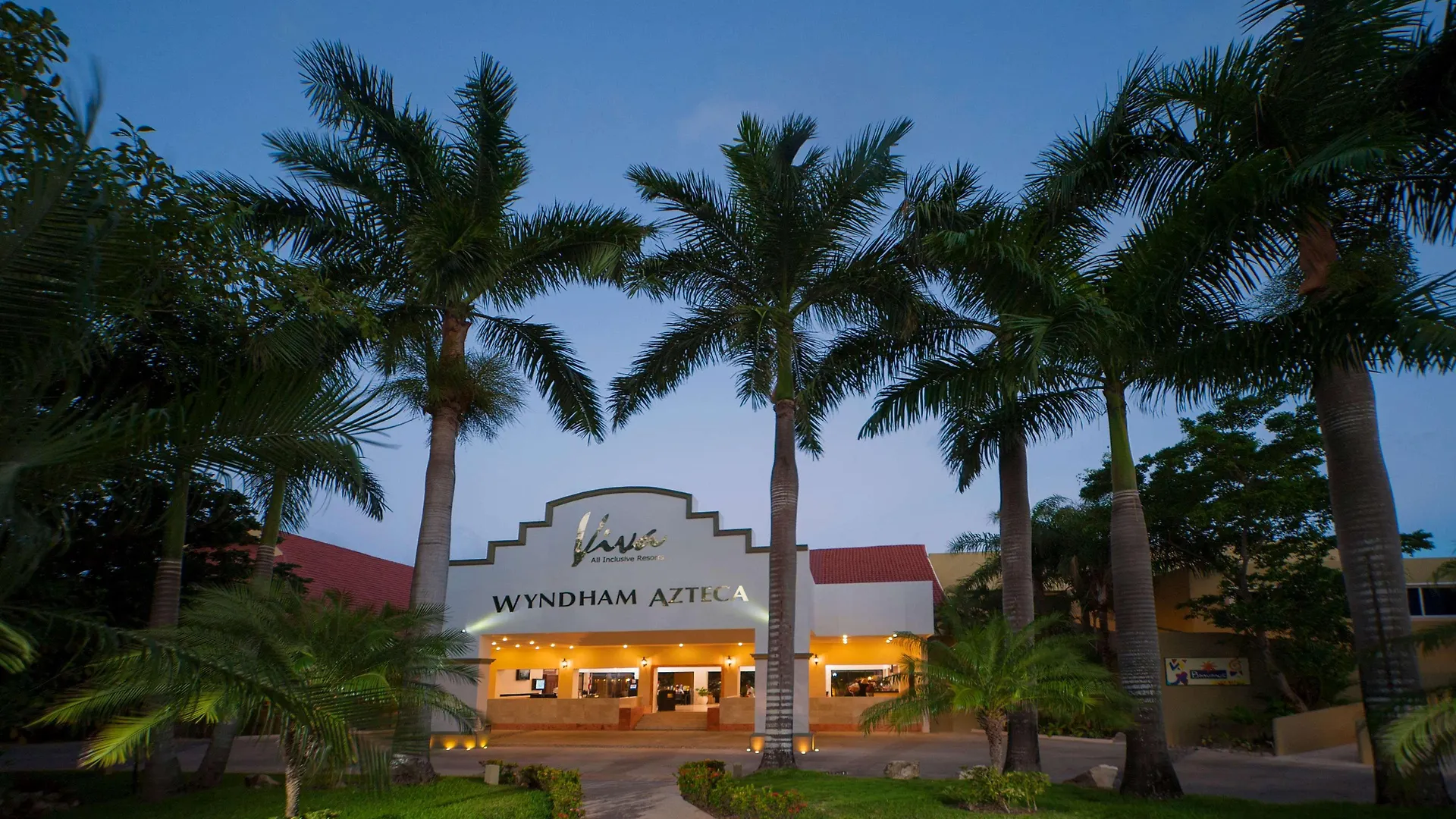 Курортный комплекс Viva Wyndham Azteca - Все включено Плая-дель-Кармен