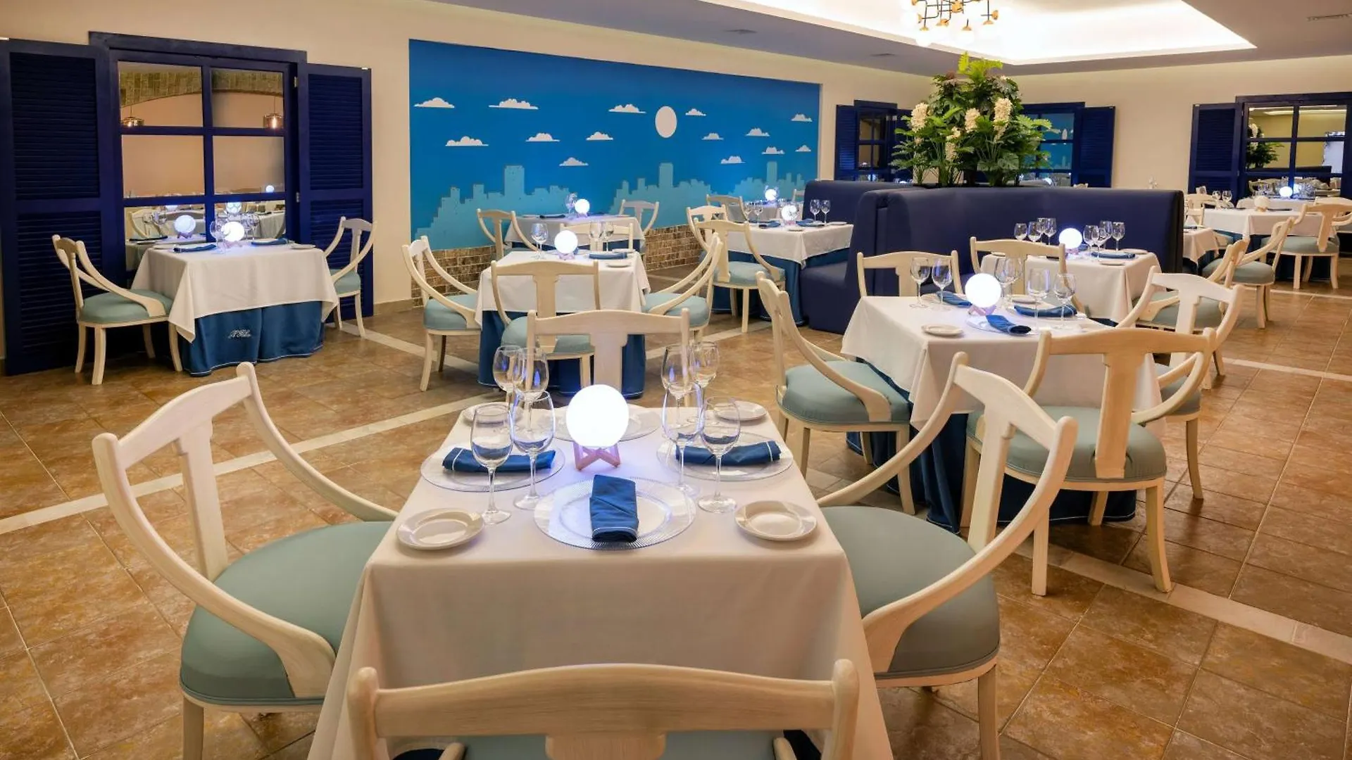 Курортный комплекс Viva Wyndham Azteca - Все включено Плая-дель-Кармен